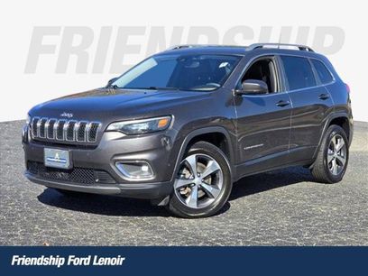 Used 2019 Jeep Cherokee Limited w/ Technology Group