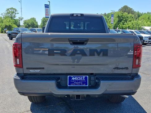 New 2026 RAM 2500 Big Horn AWD/4WD image 5