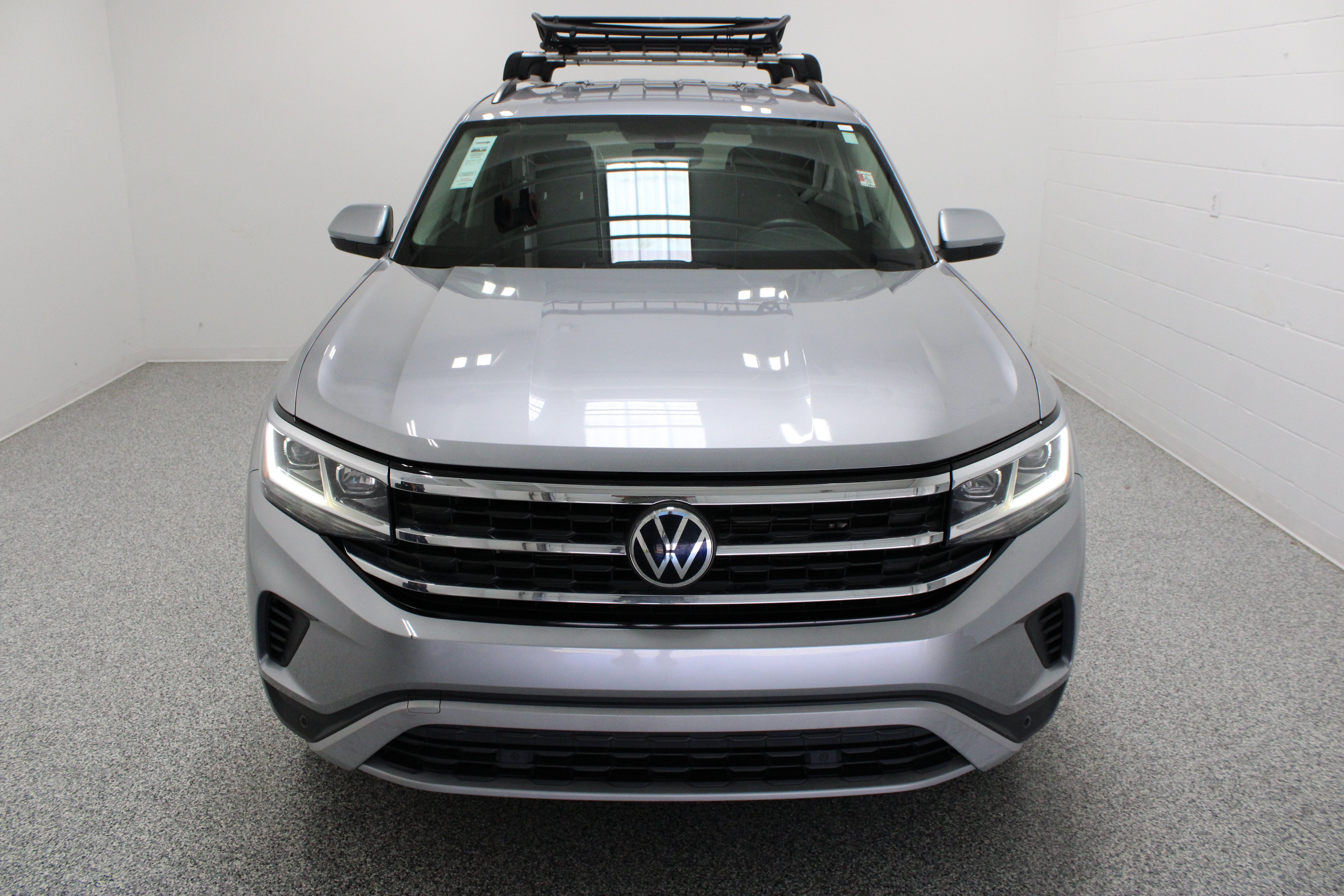 Used 2021 Volkswagen Atlas SE FWD image 3
