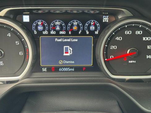 Used 2021 Chevrolet Tahoe Premier w/ Premium Package image 24