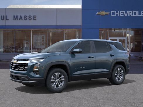 New 2026 Chevrolet Equinox LT FWD image 2