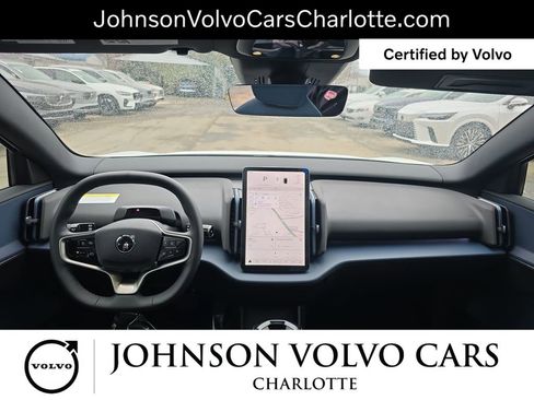 Certified 2025 Volvo EX30 Ultra image 17