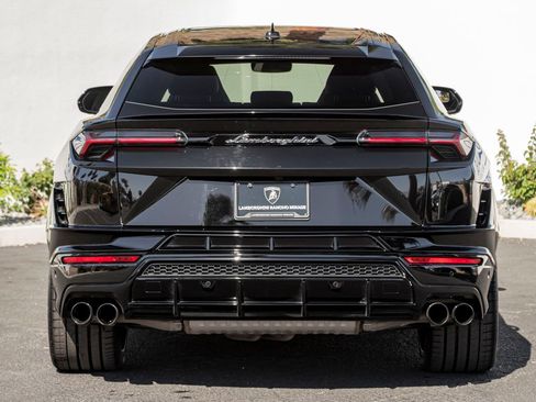 Used 2024 Lamborghini Urus S AWD/4WD image 8
