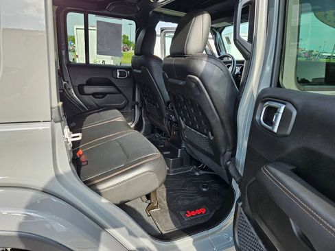 Used 2023 Jeep Wrangler Unlimited Rubicon 392 AWD/4WD image 22