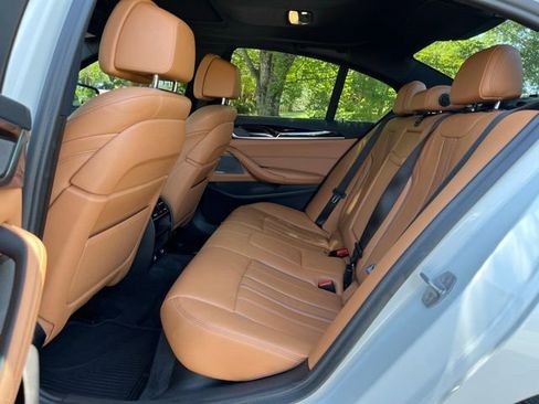 Used 2019 BMW 540i w/ Convenience Package RWD image 16