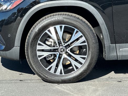 Certified 2025 Mercedes-Benz GLA 250 4MATIC image 25