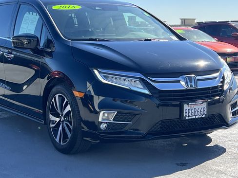 Used 2018 Honda Odyssey Elite image 11