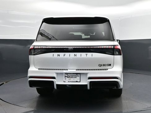 New 2026 INFINITI QX80 4WD w/ Sport Exterior Package image 6