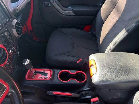 Used 2015 Jeep Wrangler Unlimited Sport w/ Quick Order Package 24S image 18