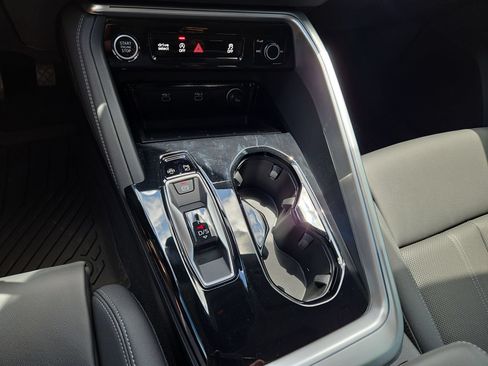 Certified 2025 Audi Q5 Premium w/ Premium Plus AWD/4WD image 22