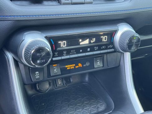 Certified 2022 Toyota RAV4 XSE image 33