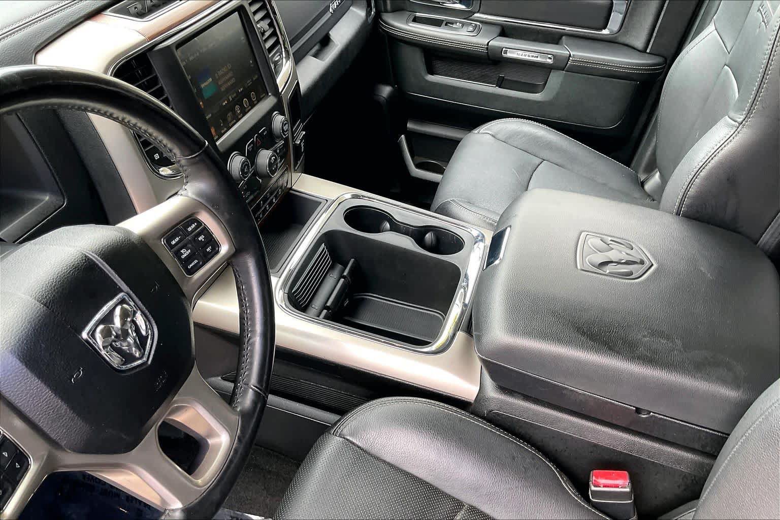 Used 2017 RAM 1500 Laramie w/ Convenience Group AWD/4WD image 17