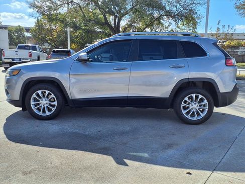Used 2019 Jeep Cherokee Latitude w/ Popular Appearance Group image 21
