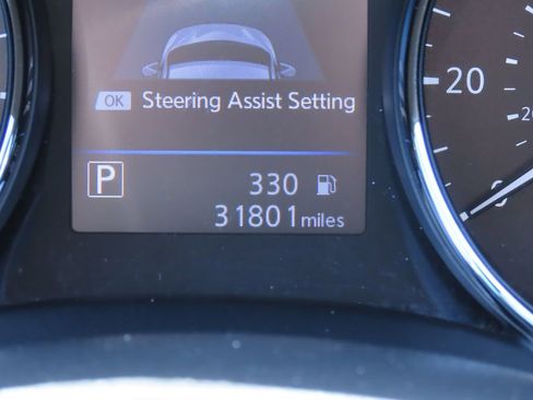 Used 2021 Nissan Rogue Sport SL w/ Premium Package FWD image 20