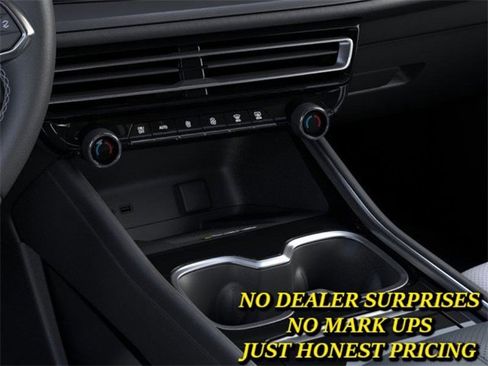 New 2026 Chevrolet Traverse High Country w/ LPO, Floor Liner Package image 23