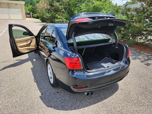 Used 2015 BMW 328i xDrive Sedan AWD/4WD image 12