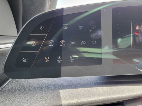 Used 2025 Lucid Air Touring AWD/4WD image 28