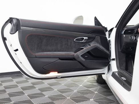 Certified 2019 Porsche 911 GT3 RWD image 16