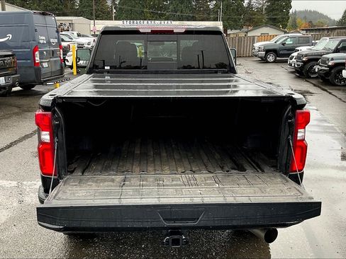 Used 2022 Chevrolet Silverado 2500 LTZ w/ LTZ Plus Package image 36