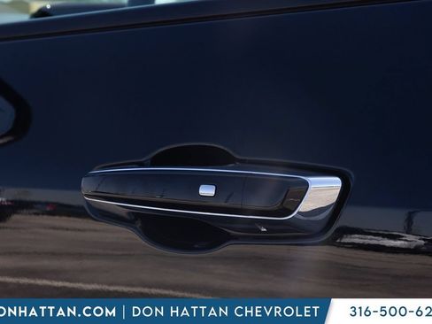 Used 2025 Chevrolet Traverse High Country w/ LPO, Floor Liner Package FWD image 29