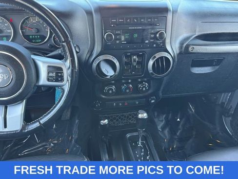 Used 2018 Jeep Wrangler Unlimited Sport AWD/4WD image 15