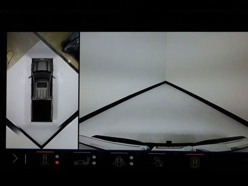 Used 2025 GMC Sierra 1500 Denali Ultimate image 15