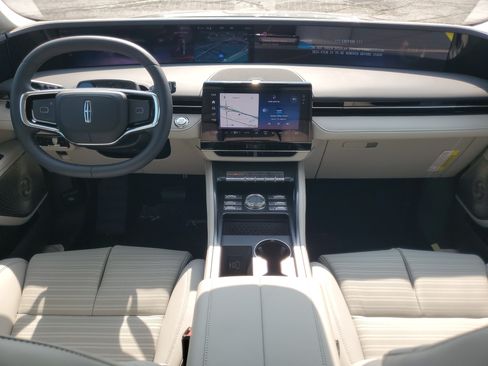 New 2026 Lincoln Nautilus Reserve AWD/4WD image 30