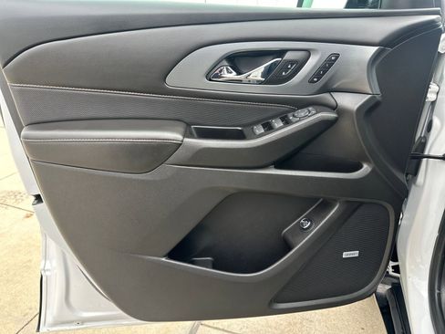 Used 2019 Chevrolet Traverse Premier w/ Redline Edition image 10