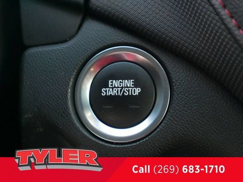 Used 2023 Chevrolet Equinox RS w/ RS Leather Package AWD/4WD image 28