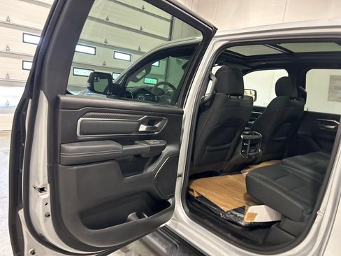 New 2026 RAM 1500 Big Horn AWD/4WD image 32