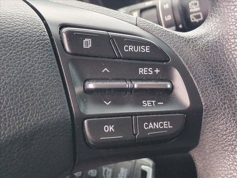 Used 2019 Hyundai Elantra GT image 20