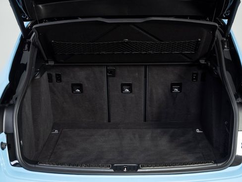 Used 2020 Porsche Macan image 29