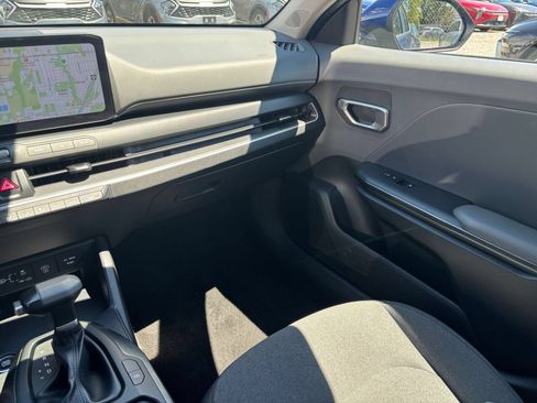 Used 2025 Kia K4 FWD image 35