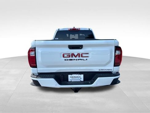 New 2026 GMC Canyon Denali w/ LPO, Black Badging Package AWD/4WD image 4
