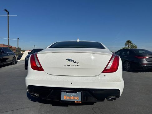 Used 2018 Jaguar XJ R-Sport RWD image 6