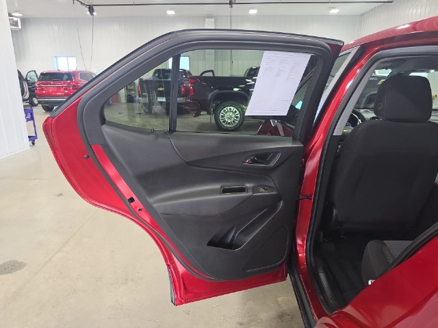 Used 2024 Chevrolet Equinox LT AWD/4WD image 26