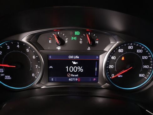 Used 2022 Chevrolet Equinox LT AWD/4WD image 4
