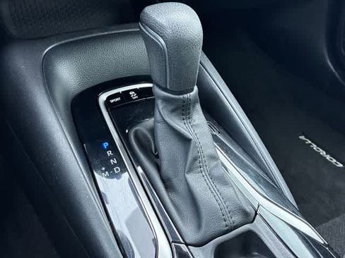Used 2022 Toyota Corolla SE image 32