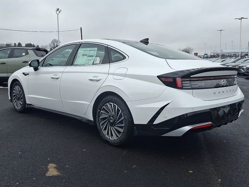 New 2026 Hyundai Sonata Limited image 3