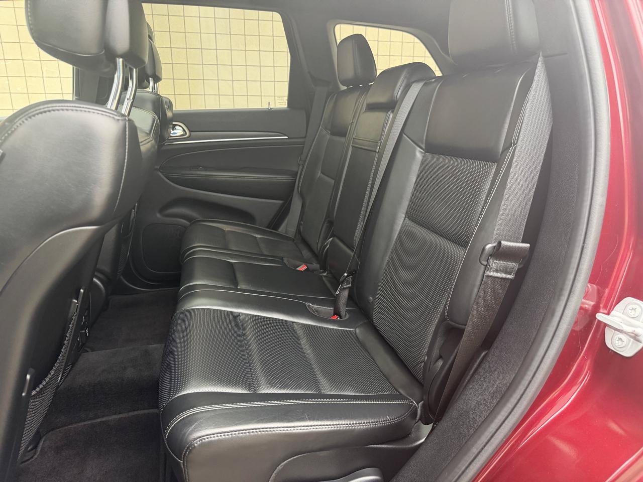Used 2016 Jeep Grand Cherokee Limited w/ Luxury Group II AWD/4WD image 41