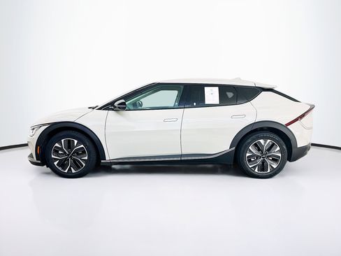 Used 2024 Kia EV6 Light image 4