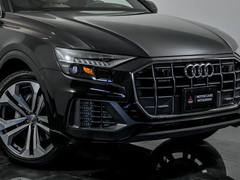 Used 2020 Audi Q8 Prestige AWD/4WD image 2