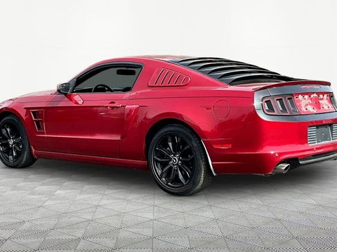Used 2013 Ford Mustang GT Premium w/ Security Pkg RWD image 4