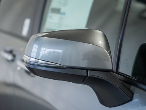 New 2026 Toyota Sienna Limited AWD/4WD image 16