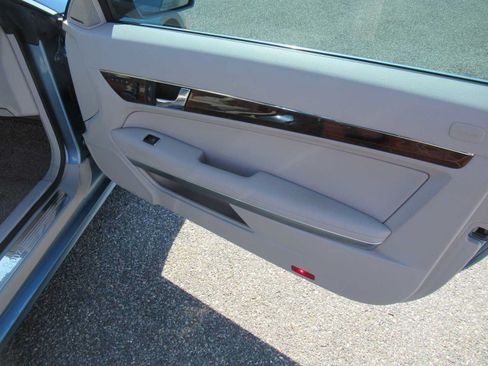 Used 2012 Mercedes-Benz E 350 Cabriolet image 19