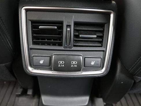 Used 2023 Subaru Forester Touring AWD/4WD image 17