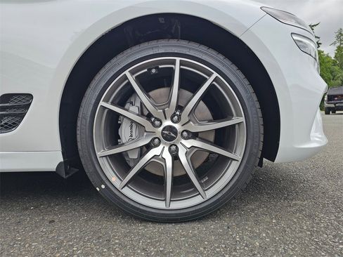 New 2026 Genesis G70 2.5T Prestige image 9