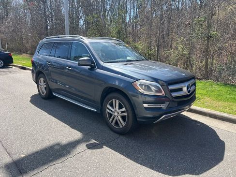 Used 2015 Mercedes-Benz GL 450 4MATIC image 7