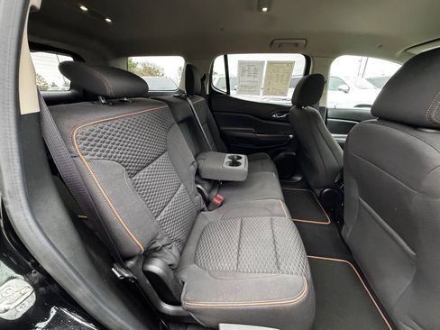 Used 2017 GMC Acadia SLE w/ Driver Alert Package I AWD/4WD image 34