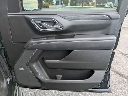 Used 2021 GMC Yukon SLT AWD/4WD image 37